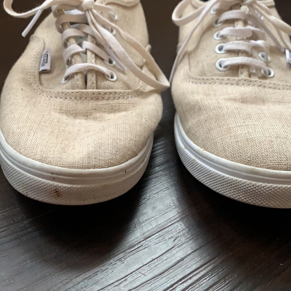 Vans - Picture 4 of 9